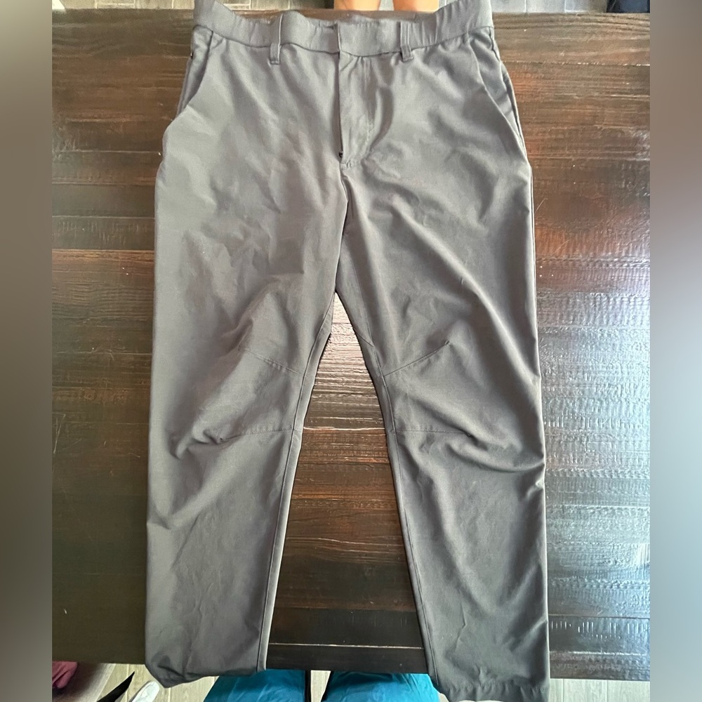Men’s Fabletics Pants Black
